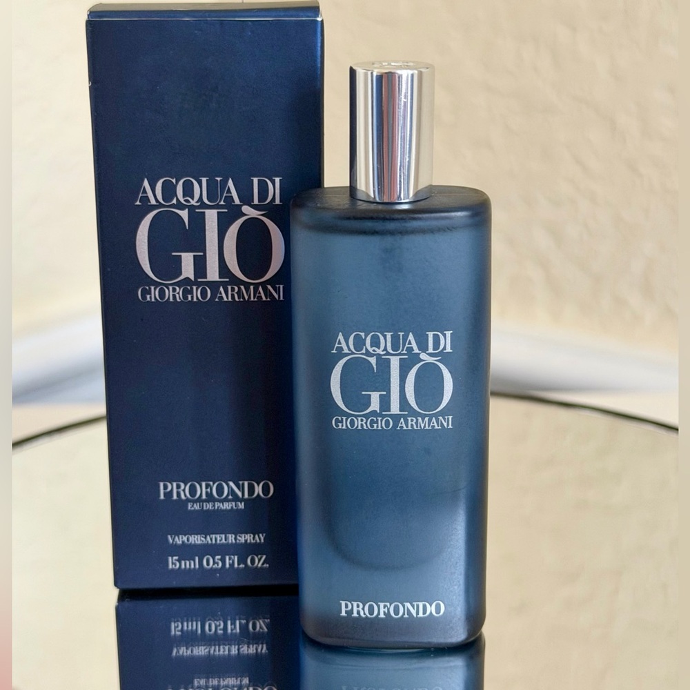 Giorgio Armani Acqua Di Gio Profondo EDP Spray, NEW - Travel Size 0.5 oz. 15 ml.